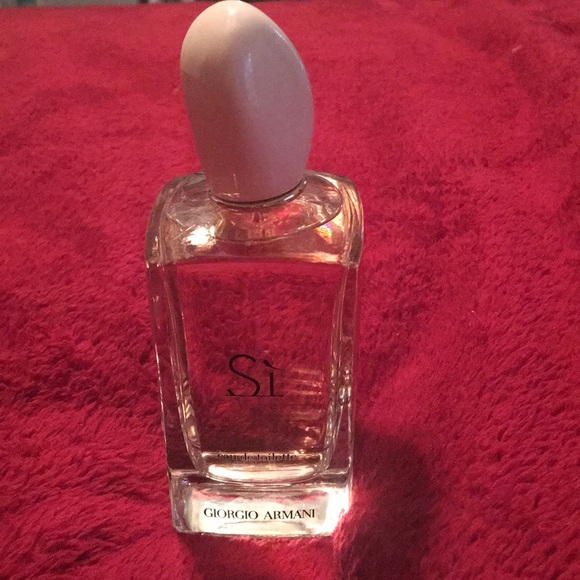 Giorgio Armani Other - Si Eau de toilette never used 3.4 oz